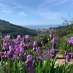 Camamila Sea View Charming Finale Ligure
