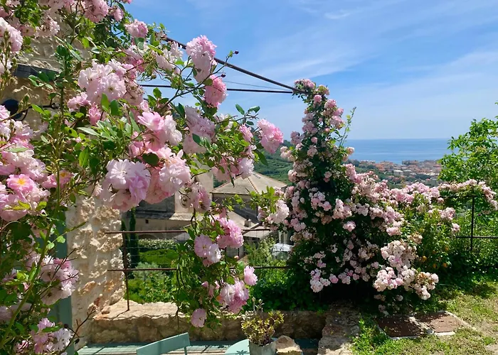 Camamila Sea View Charming בית נופש פינאלה ליגורה